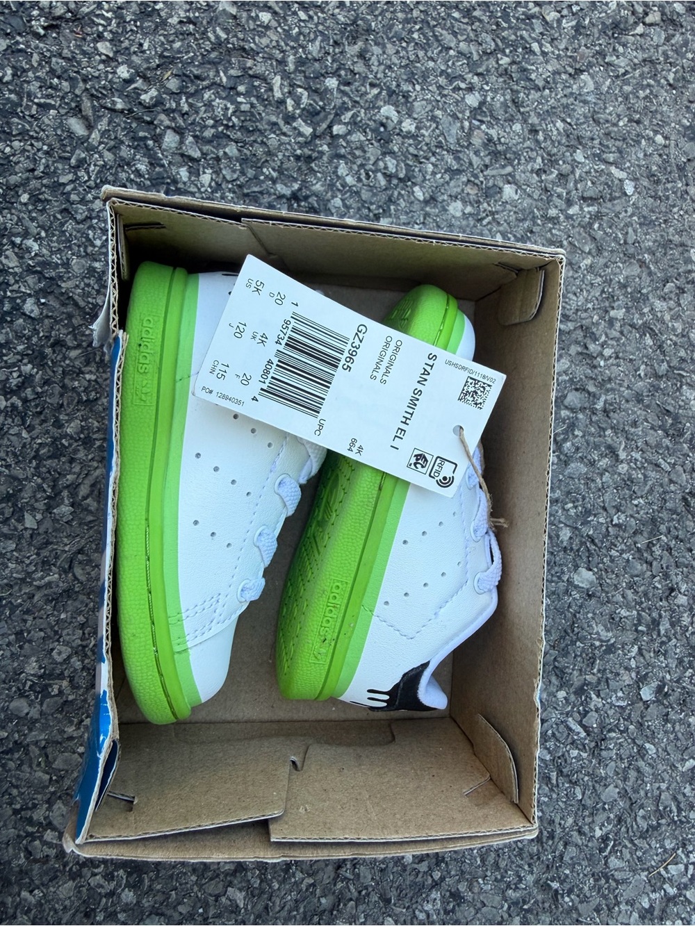 Toddler White and Bright Green Sneakers - Stan Smith Style